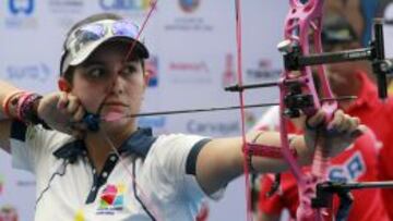 Sara Lopez en competencias de arquería en Cali.