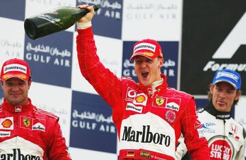 El siete veces campeón del mundo era hasta 2020 el piloto con más podios y aún resiste el récord de victorias, que puede perder en pocas semanas. Ganó sus títulos con Benetton (2) y Ferrari (5). Se retiró en 2012 después de una segunda etapa en la F1 junto a Mercedes. Su trágico accidente de esquí en diciembre de 2013 le mantiene fuera de la vida pública, pero recuperándose de las secuelas. Su situación real es una incógnita. 