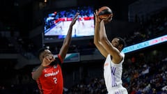 Anthony Randolph lanza a canasta 293 días después de su anterior partido.