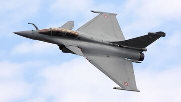 Rusia intercepta un avi¨®n y dos cazas franceses
