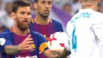 El vacile de Ramos a Messi; acabó en insulto del argentino