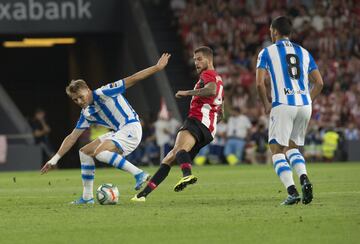 Iñigo Martínez y Martin Odegaard.