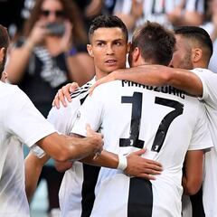 Cristiano hace todo, menos el gol