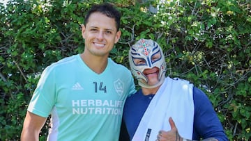 El reconocido luchador de WWE convivió con parte del plantel angelino antes de su enfrentamiento ante las Chivas de Guadalajara.