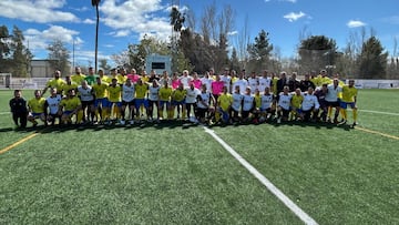 Las Leyendas del Valencia siguen ayudando a los damnificados por la DANA