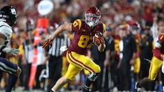 When did USC join the Big Ten? Why did the Trojans leave the Pac-12 conference?