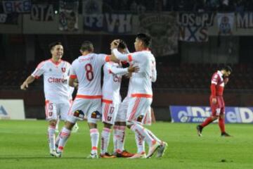 Otra apuesta de la U en el lateral izquierdo, esta vez proveniente de Unión Temuco. Jugó sólo tres partidos en el primer semestre de 2014 y regresó al sur, además de un paso por San Luis. Peleará por un puesto.