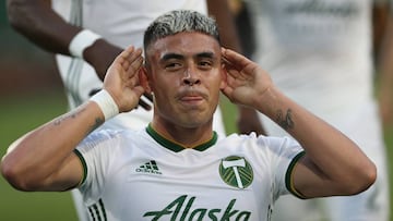 El delantero argentino, quien hab&iacute;a tenido una destacada racha goleadora con los Timbers. Fue dado de baja del club, se inform&oacute; este viernes.