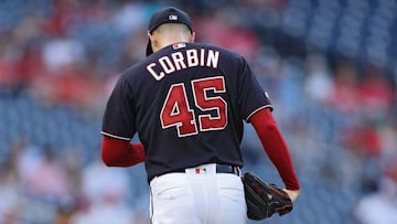 Durante el duelo del martes entre los Nationals y los Marlins, el serpentinero le rindi&oacute; tributo Skaggs, quien fue encontrado muerto un d&iacute;a antes.