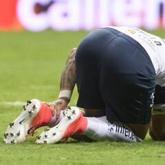 Nicolás Castillo prende las alarmas de Pumas tras lesionarse