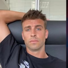 Piqué desvela en este vídeo el verdadero motivo de sus selfies