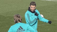 El ojo de Cristiano protagonista en el entrenamiento del Madrid