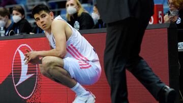 El Real Madrid ha hecho oficial el fichaje del jugador argentino Gabriel Deck, que regresa al equipo blanco tras su paso por la NBA.