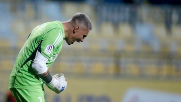 Futbol, Everton vs Universidad de Chile.
Fecha 11, Campeonato Nacional 2023.
El jugador de Universidad de Chile, Cristobal Campos, celebra tras el partido de primera division contra Everton realizado en el estadio Sausalito de Vina del Mar, Chile.
22/04/2023
Raul Zamora/Photosport
Football, Everton vs Universidad de Chile.
11th date, 2023 National Championship.
Universidad de Chile’s player Cristobal Campos, celebrates after the first division match against Everton held at the Sausalito stadium in Vina del Mar, Chile.
22/04/2023
Raul Zamora/Photosport
