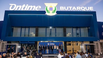 PRESENTACION ESTADIO ONTIME BUTARQUE
JEFF LUHNOW PRESIDENTE DEL LEGANES
MIGUEL ANGEL RECUENCO ALCALDE DE LEGANES
24.09.25