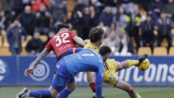 Un momento de la segunda parte entre Alcorcón y Mirandés.