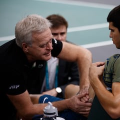 Alarma a 10 días de Turín: Alcaraz abandona por lesión