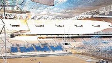 <b>CASI A PUNTO. </b>Con la instalación de la pista, casi todo esta preparado para la celebración de la final.