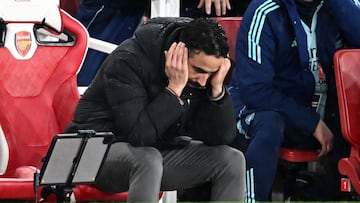 Soccer Football - Premier League - Arsenal v Manchester United - Emirates Stadium, London, Britain - December 4, 2024 Manchester United manager Ruben Amorim REUTERS/Dylan Martinez EDITORIAL USE ONLY. NO USE WITH UNAUTHORIZED AUDIO, VIDEO, DATA, FIXTURE LISTS, CLUB/LEAGUE LOGOS OR 'LIVE' SERVICES. ONLINE IN-MATCH USE LIMITED TO 120 IMAGES, NO VIDEO EMULATION. NO USE IN BETTING, GAMES OR SINGLE CLUB/LEAGUE/PLAYER PUBLICATIONS. PLEASE CONTACT YOUR ACCOUNT REPRESENTATIVE FOR FURTHER DETAILS..