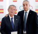 Alejandro Blanco entrega la Insignia Olímpica al Conde de Godó