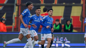 Futbol, Union Espanola vs Universidad de Chile
Fecha 4, Liga de Primera 2025
El jugador de Universidad de Chile Matias Sepulveda, izquierda, celebra con sus companeros tras marcar un gol contra Union Espanola durante un partido de primera division disputado en el estadio Santa Laura en Santiago, Chile.
05/07/2025
Andres Pina/Photosport
Football, Union Espanola vs Universidad de Chile
4th turn, First Division League 2025
Universidad de Chile player Matias Sepulveda, left, celebrates with teammates after scoring against Union Espanola during a first division match at the Santa Laura stadium in Santiago, Chile.
05/07/2025
Andres Pina/Photosport