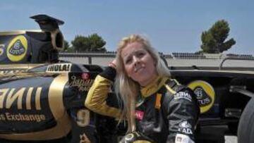 María de Villota es optimista de cara a su presencia en la Fórmula 1 la próxima temporada.