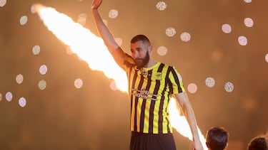 Benzema le cambia el paso a Florentino