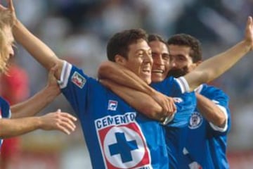 Mauro Camoranesi siempre se entregó con la playera de Cruz Azul.
