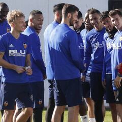 Con Soler de pivote y buscando ganar para tener la fiesta en paz