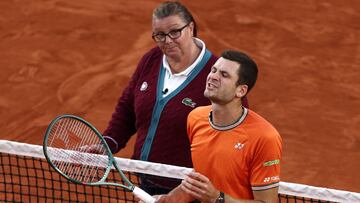Esto nunca se había visto en Roland Garros: ¡le preguntó a su rival si quería cambiar a la árbitra!