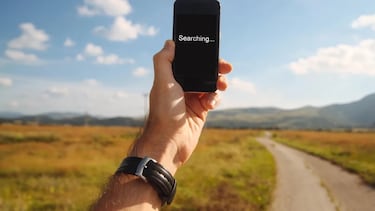 Congratulations if you have one of these phones: Elon Musk is giving away his internet to all of them