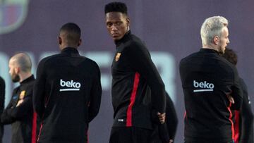 Yerry Mina, entrenando con el Barcelona