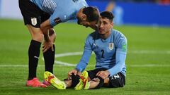 Gim&eacute;nez, tendido en suelo, se lesion&oacute; ante Colombia. 