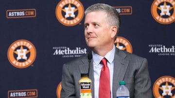 Jeff Luhnow, ex gerente de los Astros, quien fue despedido tras revelarse el esc&aacute;ndalo de robo de se&ntilde;ales en la MLB, planea comprar un equipo de Liga MX.