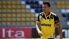 El nuevo equipo de Esteban Paredes