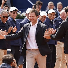 Tsitsipas, testigo de una bronca viral y de un homenaje al mismo protagonista