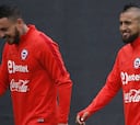 Pinilla defiende a Vidal: "Sigue trabajando y está cada día más fuerte"