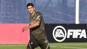 Suárez entrenando con el Atlético
