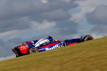 Daniil Kvyat con el Toro Rosso STR12.