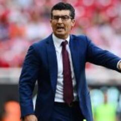 El Chepo llegó al centenar de juegos dirigiendo a Chivas