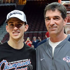 ¡Stockton vuelve a Utah! Su hijo firma con los Jazz diez días