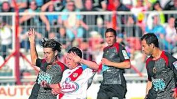 <b>DECISIVO. </b>Collantes ya había marcado cuando tocó el balón para dejar que lo hiciera Pachón.