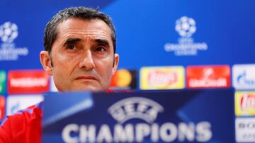 GRAF5178. SANT JOAN DESPÍ (BARCELONA), 03/04/2018.- El entrenador del FC Barcelona, Ernesto Valverde, durante la rueda de prensa que ha ofrecido en la Ciudad Deportiva Joan Gamper (Barcelona), antes del entrenamiento que realizará la plantil