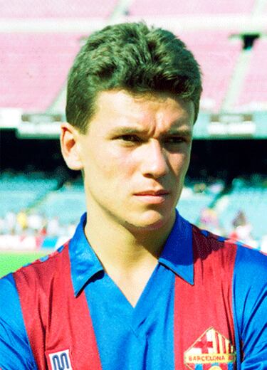 Jugó con el Barcelona en la temporada 1987-88 y con el Sevilla dos temporadas entre 1993 y 1995.