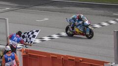 KUALA LUMPUR, MALAYSIA - NOVEMBER 02:  Alex Marquez of Spain and EG 0,0 Marc VDS heads down a straight during the MotoGP Of Malaysia - Free Practice at Sepang Circuit on November 2, 2018 in Kuala Lumpur, Malaysia.  (Photo by Mirco Lazzari gp/Getty Images)