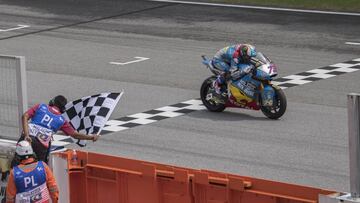 KUALA LUMPUR, MALAYSIA - NOVEMBER 02:  Alex Marquez of Spain and EG 0,0 Marc VDS heads down a straight during the MotoGP Of Malaysia - Free Practice at Sepang Circuit on November 2, 2018 in Kuala Lumpur, Malaysia.  (Photo by Mirco Lazzari gp/Getty Images)