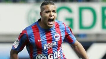 <b>UNO MÁS. </b>El-Arabi ya comparte stage con sus compañeros.