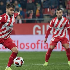 La Real toma la delantera por Portu