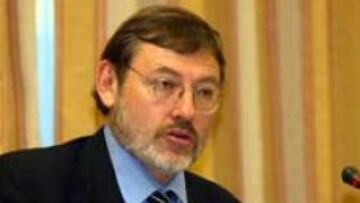 <b>DESCONTENTO</b>. "Hay que comprender la
situación de los aficionados desplazados a Portugal".