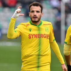 Chirivella se asienta en Francia